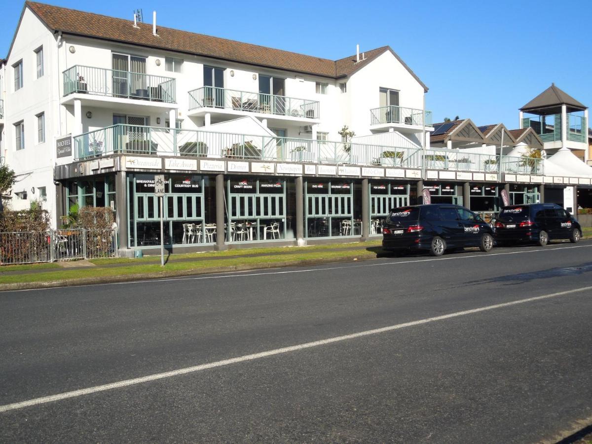 Oceanside Hawks Nest Hotel Eksteriør billede